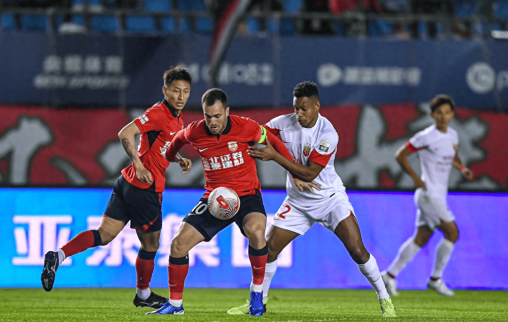 激情四射，中超球队斩获胜利的简单介绍