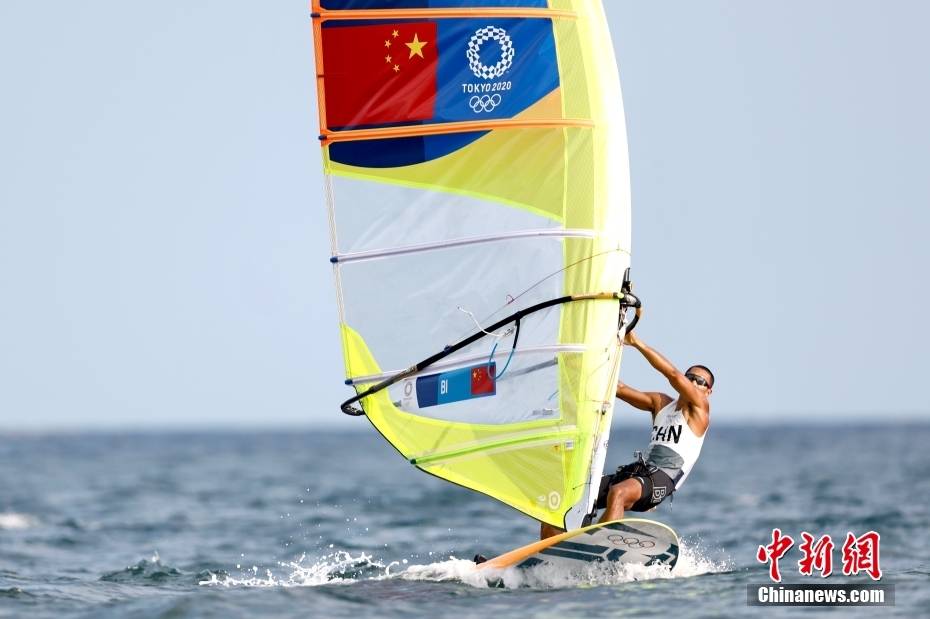 关于新西兰轻松获得帆板男子RS:X金牌的信息