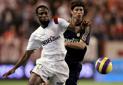 马里球队在比赛中表现出色，晋级半决赛！