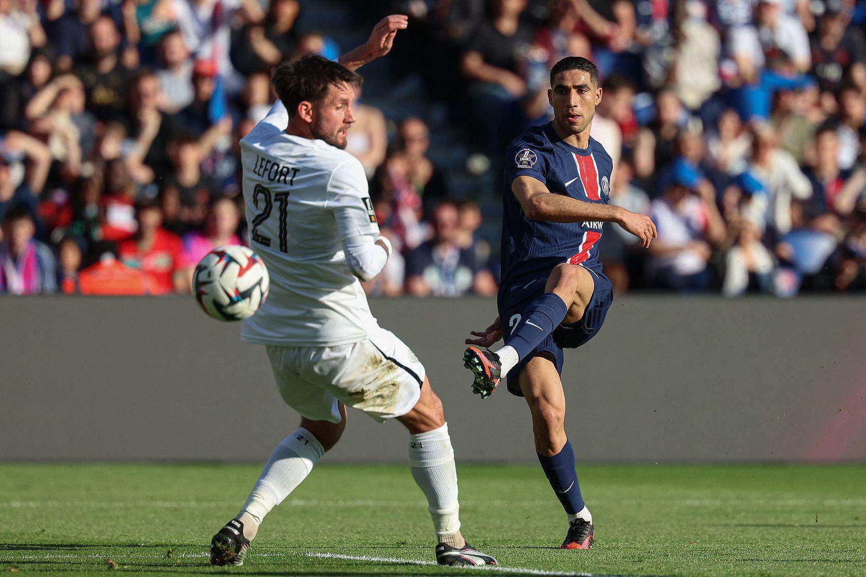 关于巴黎圣日耳曼再次击败对手,获得关键胜利的信息 关于巴黎圣日耳曼再次击败对手,获得关键胜利的信息