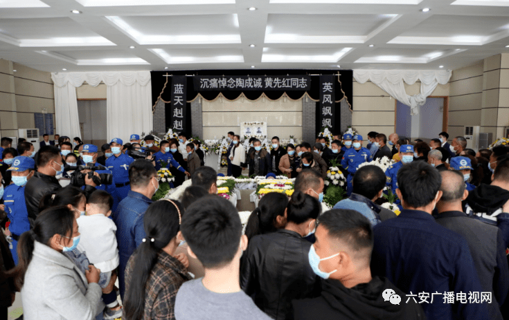 勇士队队员集体闭门悼念伙伴离世