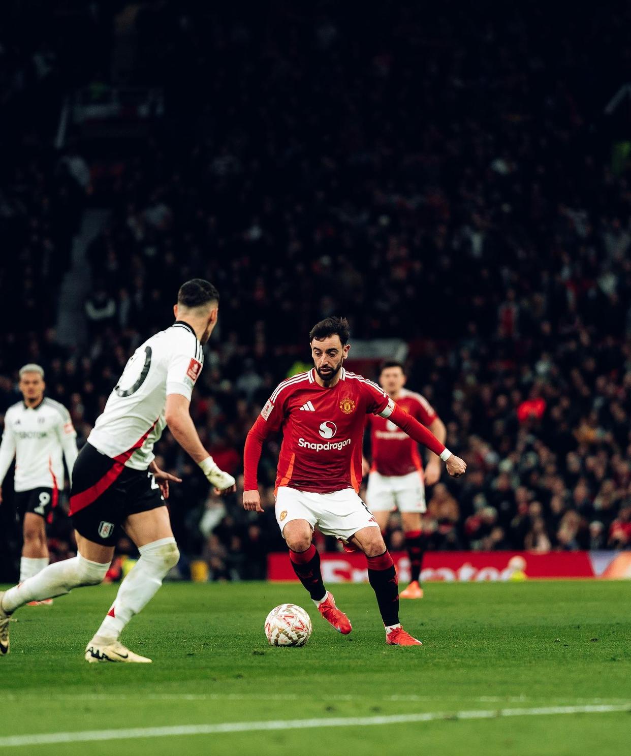 鲁尼绝杀,曼联主场晋级欧冠半决赛 鲁尼绝杀,曼联主场晋级欧冠半决赛