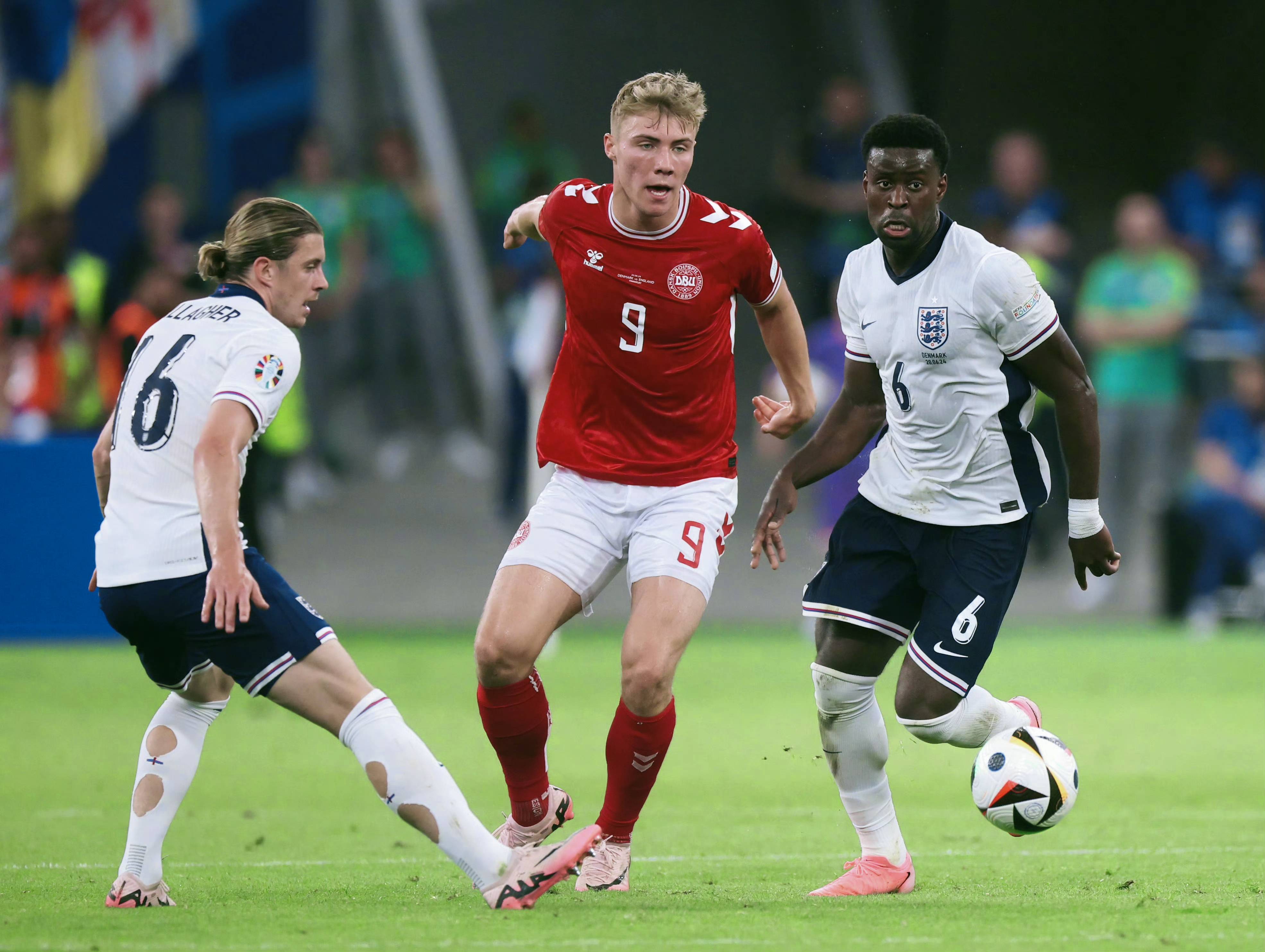 波兰投入下一场对阵英格兰的准备