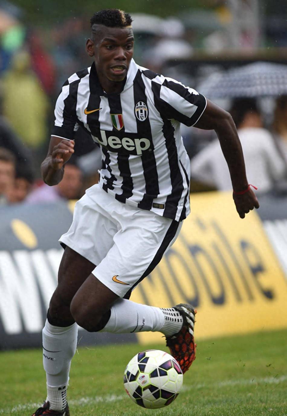 博格巴受伤将缺席未来几轮比赛