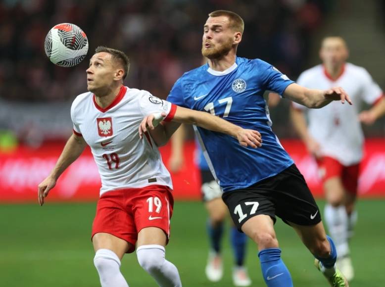 包含波兰全力以赴，小组赛争夺晋级名额的词条