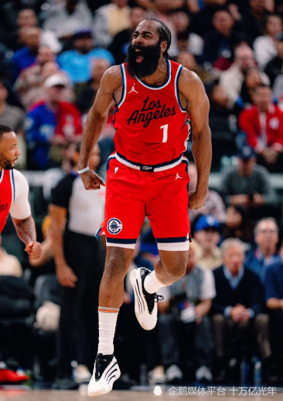 包含快船大胜掘金,莱昂纳德全场发挥稳健的词条 包含快船大胜掘金,莱昂纳德全场发挥稳健的词条