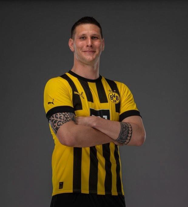 关于多特蒙德黑黄军团突破封锁,取得惊人胜利的信息 关于多特蒙德黑黄军团突破封锁,取得惊人胜利的信息