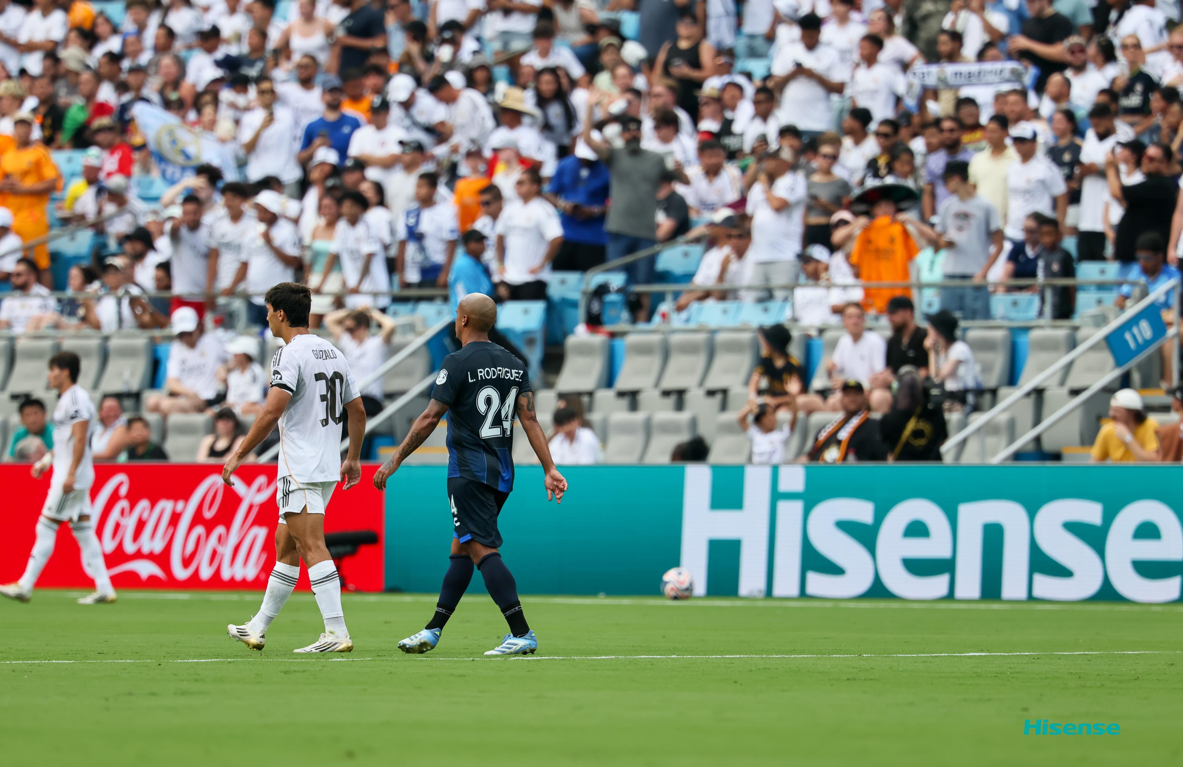 瓦拉内解说皇马出局:我们努力奋斗 瓦拉内解说皇马出局:我们努力奋斗