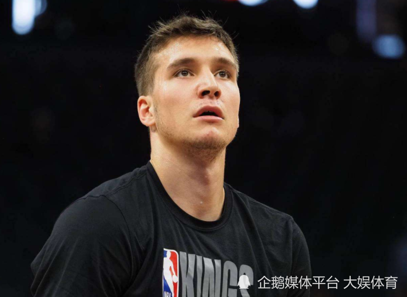 爵士外线射手失速,战绩下滑季后赛资格岌岌可危 爵士外线射手失速,战绩下滑季后赛资格岌岌可危