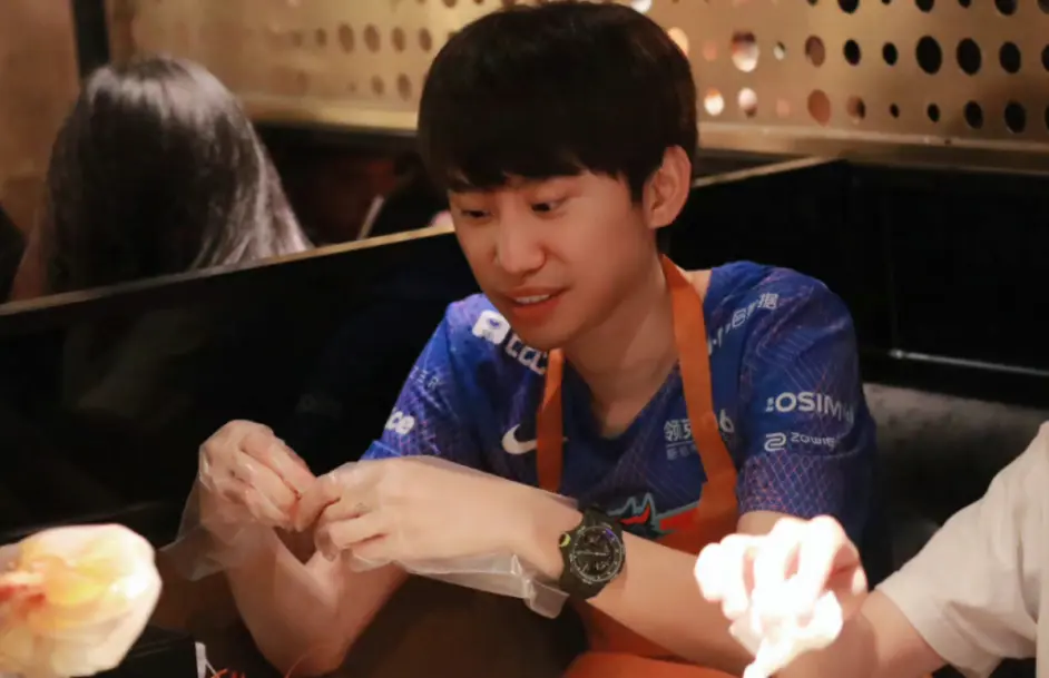 G2轻取MAD，Doinb关键团战开团秒人焦点之战半决赛，锁定晋级资格