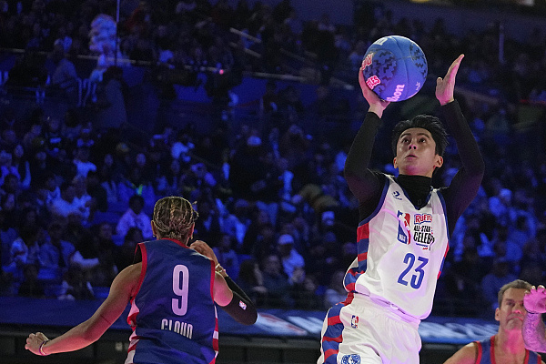 关于创造精彩瞬间，某球员成为焦点人物的信息