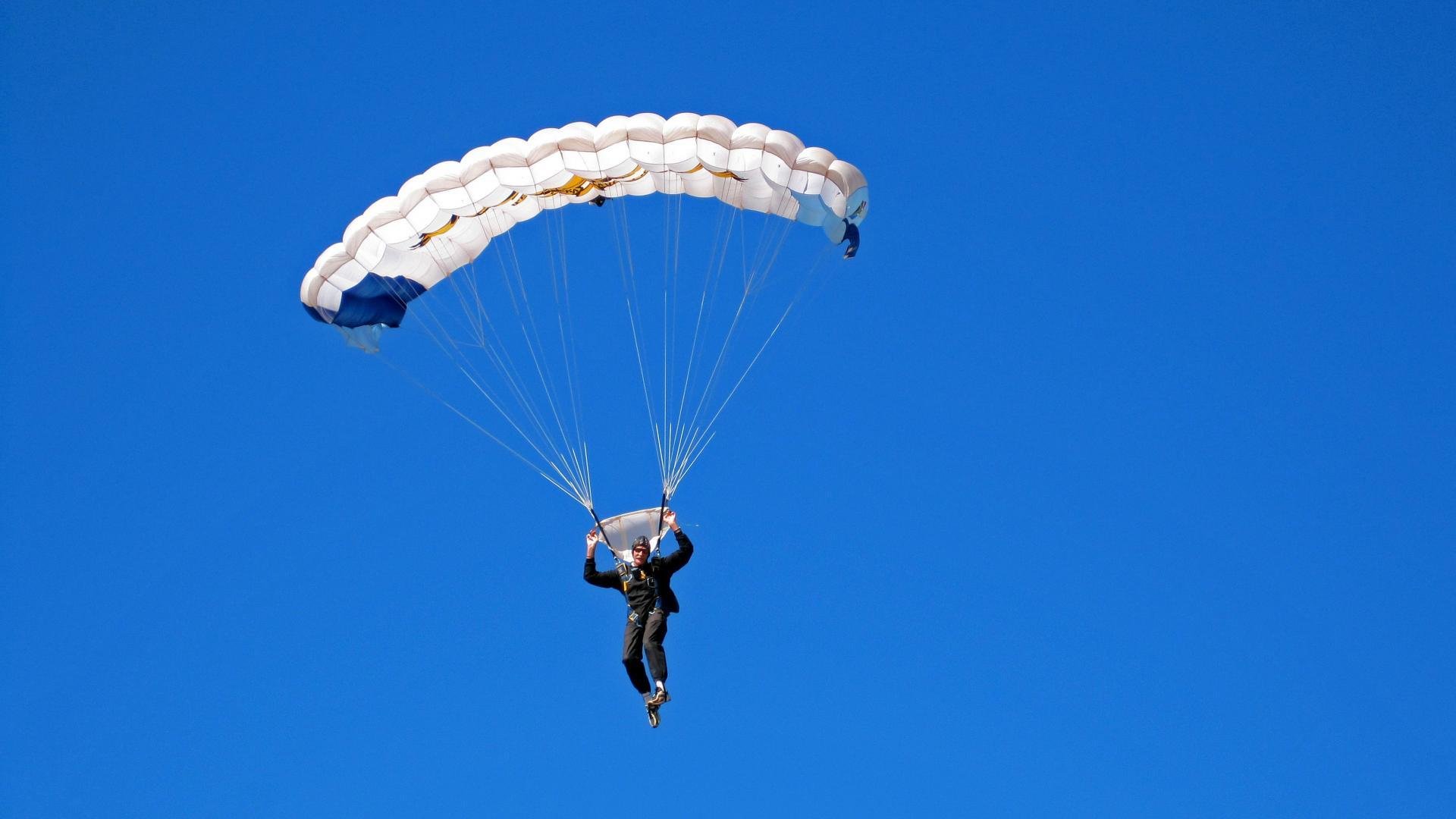 武切维奇35+20肆虐禁区，深圳队防线遭遇降维打击
