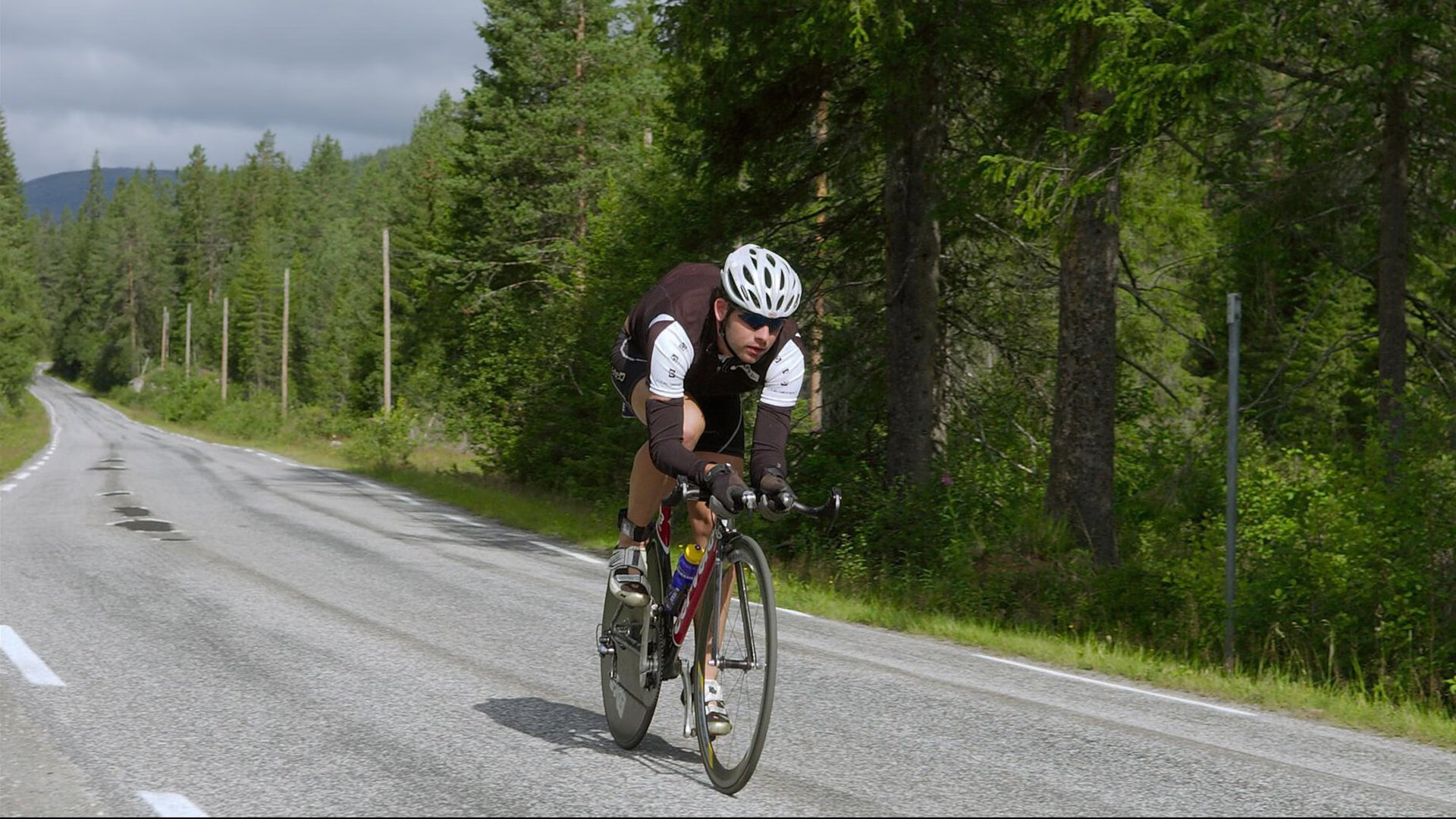 F1战报,威廉姆斯险胜索伯,勒克莱尔刷新单圈纪录